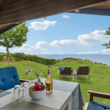 Front In With Wifi Casa de Férias Rønne