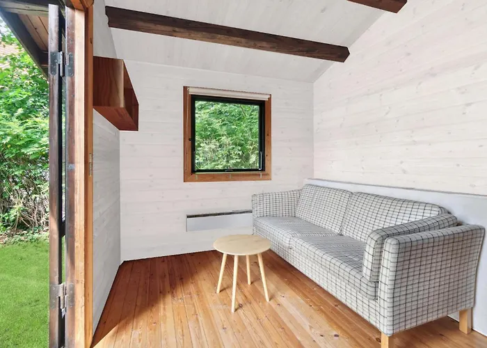 Front In With Wifi Casa de Férias Rønne